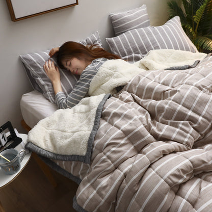 Fleece Blankets And Thick Warm Winter Blankets